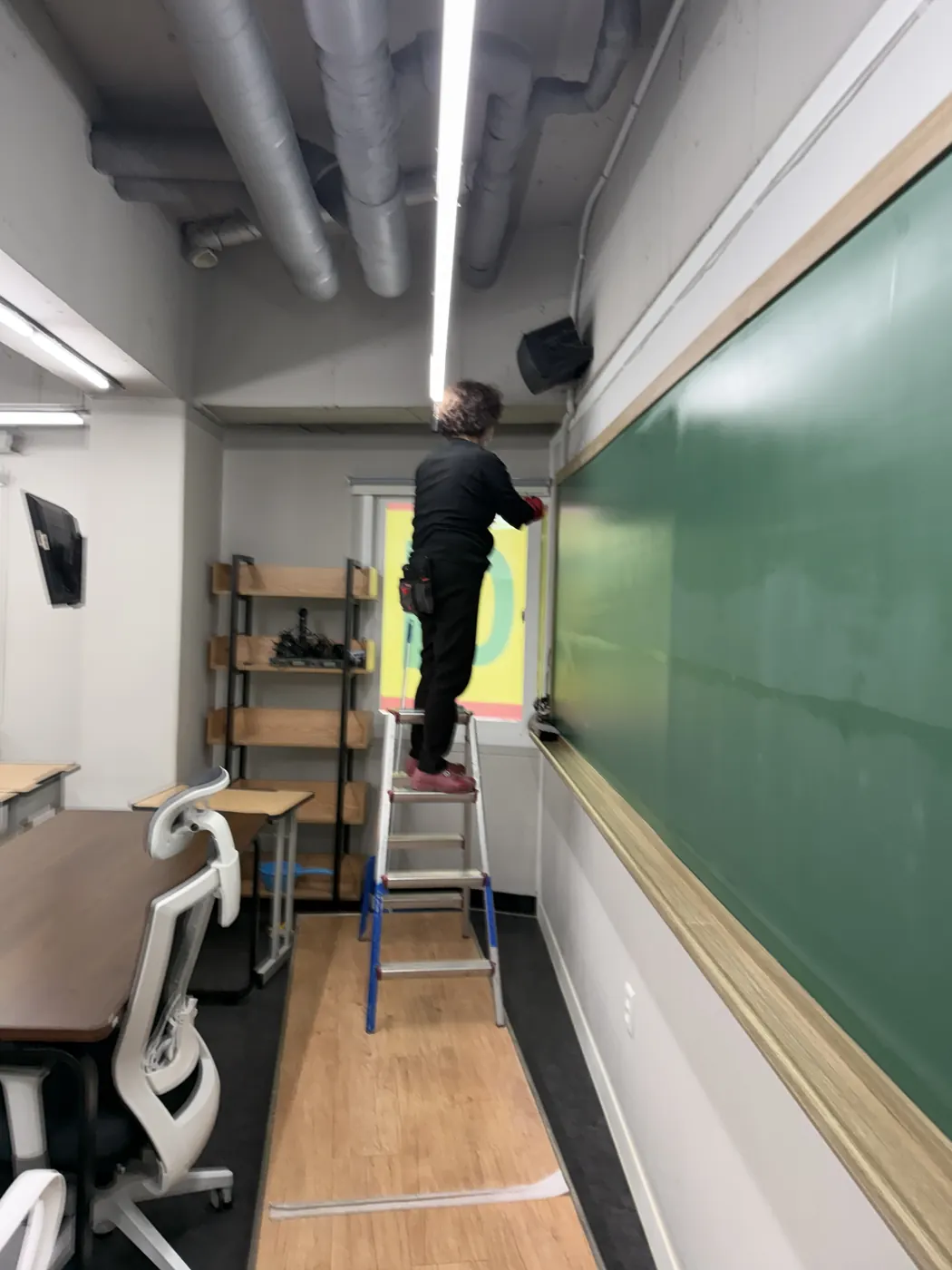 세정 진행 — 경북남부 학원청소 현장