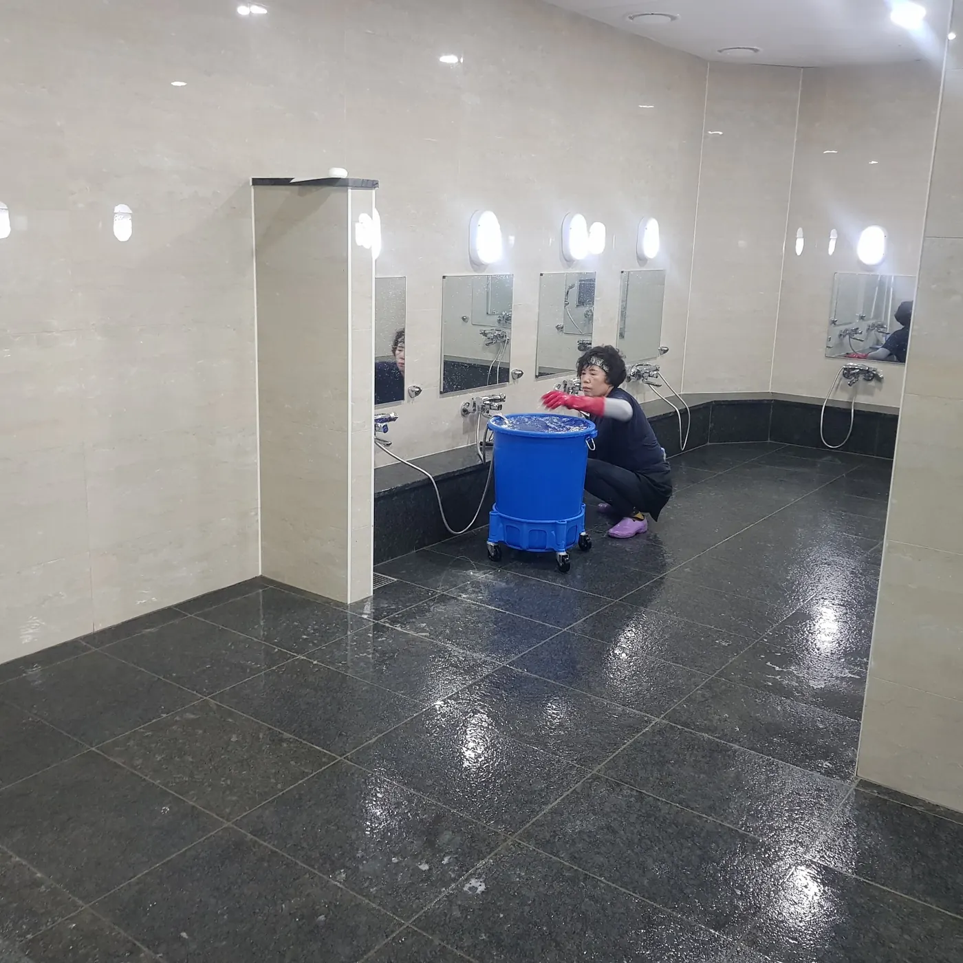 타일 줄눈 세정 — 경북남부 목욕탕청소 현장
