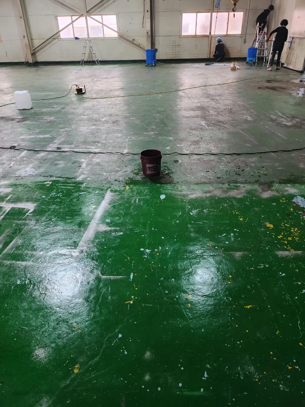 수륜면 공장청소 시공 현장 — 에폭시 바닥 세정