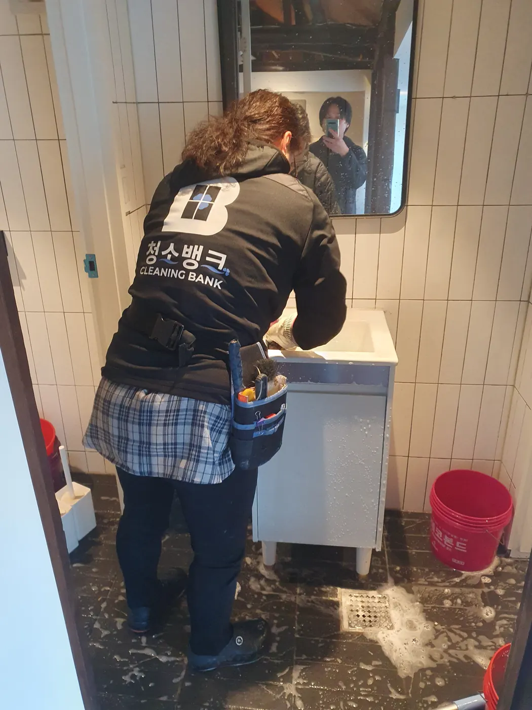 세정 진행 — 고령군 식당청소 현장