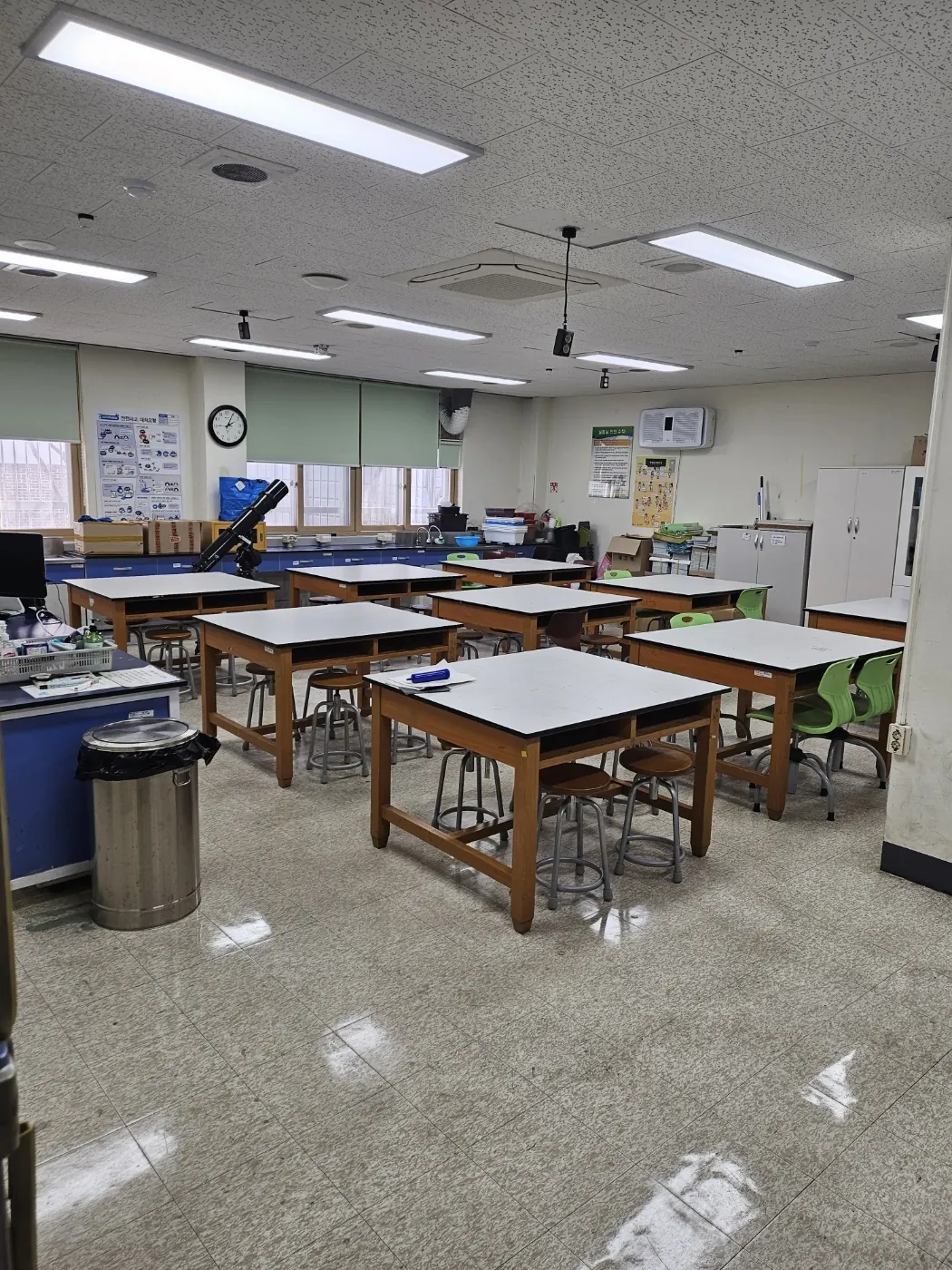 특별실 작업 — 봉곡동 학교청소 현장