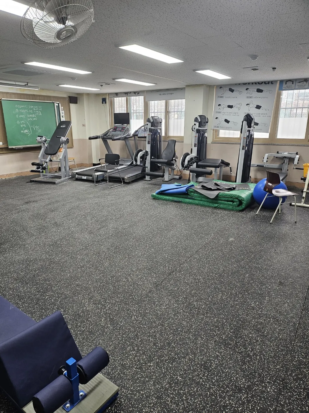 특별실 작업 — 감문면 학교청소 현장